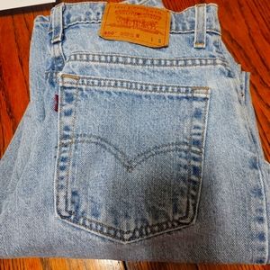 Vintage Levi's 550 Relaxed Fit, tapered legs, size 13 Jr.
